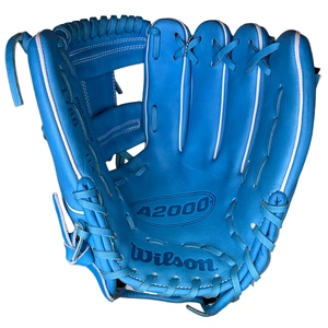 Wilson A2000 1786 11.5 Inch Baseball Glove | Powder Blue